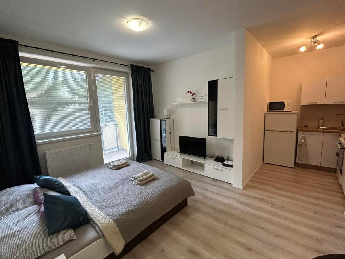 Moderne Studio S Bezplatnym Parkovanim Martin Eksteriør billede